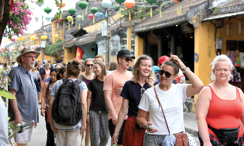 Khách quốc tế đến Việt Nam: Kết quả năm 2023, kỳ vọng năm 2024 