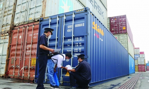 Nửa đầu năm, thu ngân sách ngành hải quan cán mốc 200.000 tỷ đồng, tăng 8,4% so với cùng kỳ