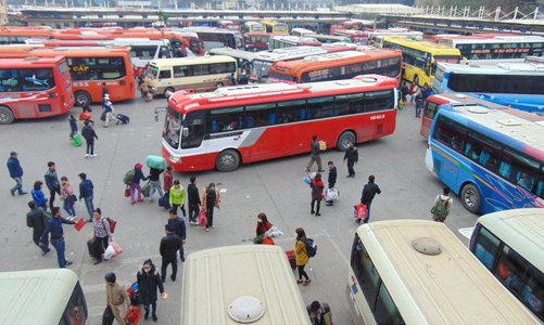 Vận tải hành khách cạnh tranh khốc liệt sau kỳ “ngủ đông”