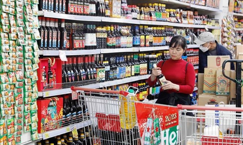 Một doanh nghiệp tiêu dùng bán lẻ báo lãi quý 2 tăng gần 400%