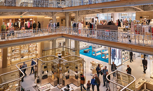 Sản phẩm xa xỉ “độc chiếm” bán lẻ truyền thống