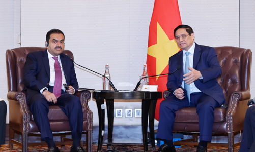 Thủ tướng tiếp lãnh đạo tập đoàn lớn nhất Ấn Độ về cơ sở hạ tầng và năng lượng