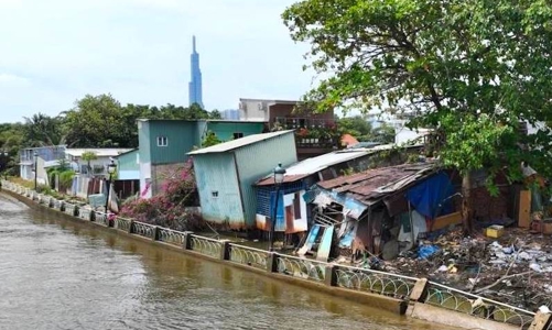 TP.HCM: Tăng cường quản lý nhà trên, ven kênh, rạch