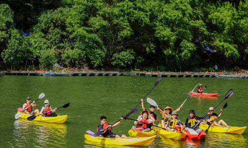 Doanh nghiệp giảm giá tour, du lịch nội địa cuối hè sẽ đột phá?