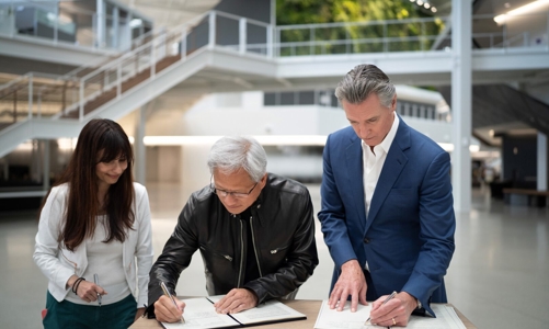 Nvidia sẽ đào tạo kỹ năng AI cho 100.000 người dân California