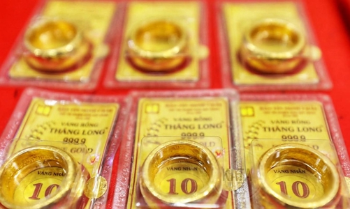 Giá vàng nhẫn giảm 200 nghìn đồng mỗi lượng