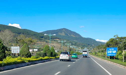 Đẩy nhanh thủ tục để kịp khởi công toàn tuyến cao tốc Dầu Giây - Liên Khương