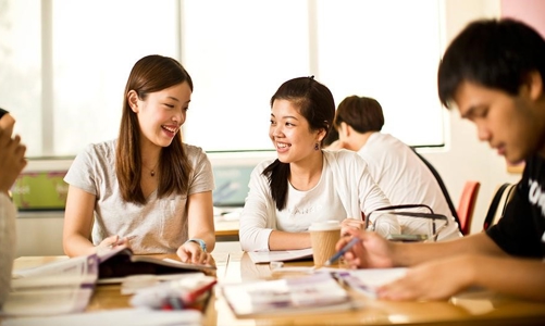 Mở rộng hợp tác, thúc đẩy trao đổi sinh viên, du học sinh