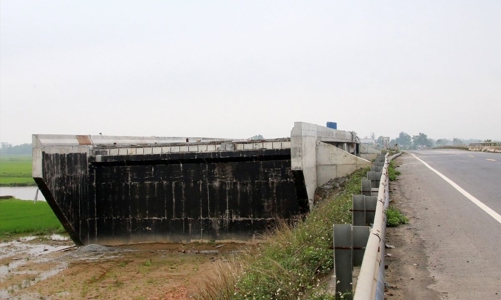 Chậm trễ giải phóng mặt bằng, dự án nâng cấp Quốc lộ 9 qua Quảng Trị bị cắt vốn WB