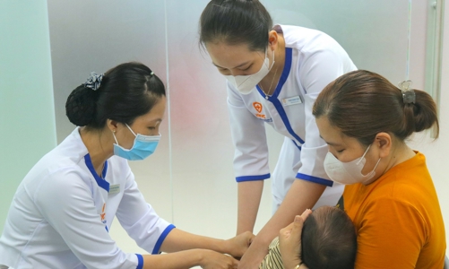 TP.HCM triển khai chiến dịch tiêm vaccine sởi xuyên lễ Quốc khánh