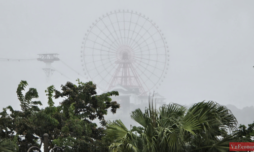 [Phóng sự ảnh] Bão Yagi đã tiến sát bờ biển Quảng Ninh