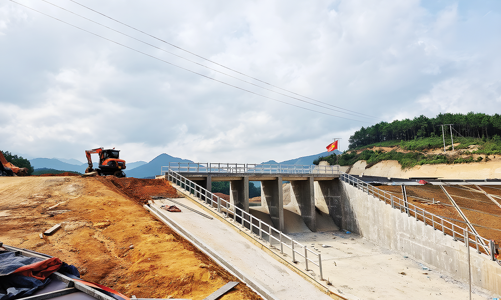 Quyết liệt đẩy nhanh tiến độ giải ngân vốn đầu tư công