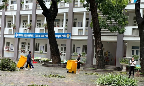 Nhiều trường cho học sinh nghỉ học do ảnh hưởng bão số 3