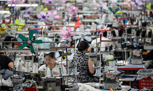 Ngập trong hàng giá rẻ Trung Quốc, các nước Đông Nam Á đang làm gì?