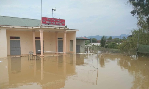 Rốn lũ Nho Quan có hơn 2.500 hộ dân bị ngập lụt