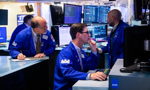 Chứng khoán Mỹ tăng 4 phiên liên tiếp, giá dầu nhảy 2%