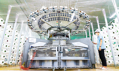 Khi dệt may, da giày tự chủ nguyên phụ liệu: Sẽ thoát “kiếp gia công”