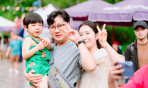 Vì sao du khách Hàn Quốc “đổ xô” đến Việt Nam dịp Tết Trung thu?