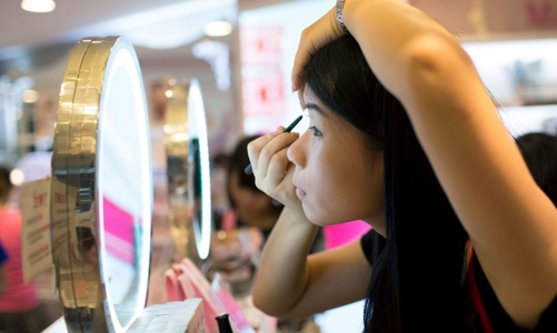 Các “ông lớn” mỹ phẩm đuối sức tại Trung Quốc