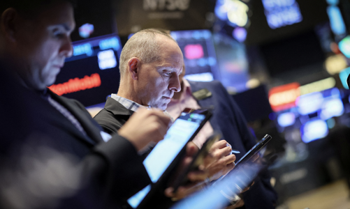 Chứng khoán Mỹ và giá dầu cùng tăng mạnh tuần này nhờ Fed hạ lãi suất