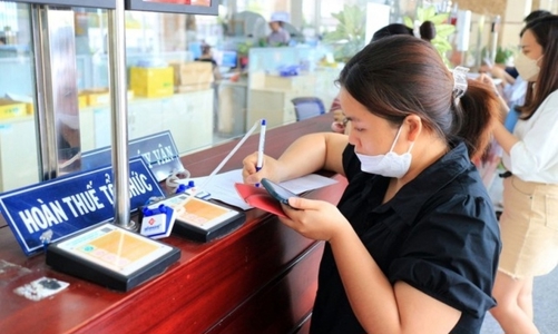 Bộ Tài chính đề xuất bỏ trả lãi chậm hoàn thuế, cán bộ thuế không bị khép tội khi doanh nghiệp gian lận