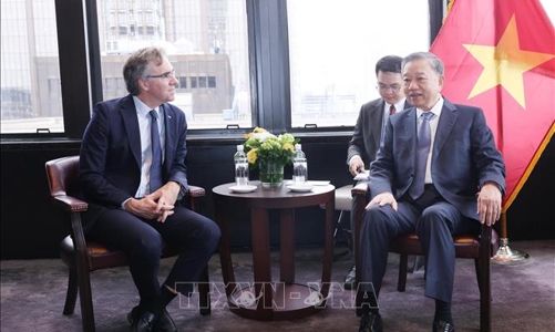 Tổng Bí thư, Chủ tịch nước Tô Lâm tiếp lãnh đạo một số tập đoàn năng lượng, vệ tinh vũ trụ và công nghệ Mỹ