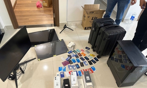 Lập sàn chứng khoán 