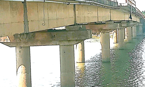 Cầu sông Thai trước nguy cơ đổ sập