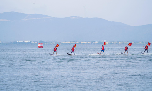 Du lịch nhiều địa phương “bùng nổ