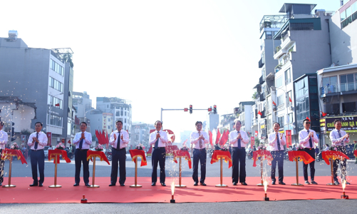 Hà Nội thông xe tuyến đường Nguyễn Văn Cừ - Ngọc Thuỵ hơn 1.200 tỷ đồng