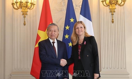 Đề nghị Quốc hội Pháp ủng hộ EC sớm gỡ bỏ 