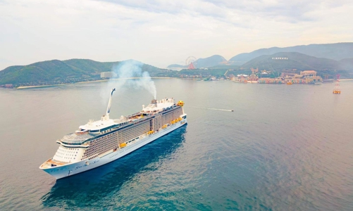 Khánh Hòa không muốn mất “mỏ vàng” du lịch tàu biển