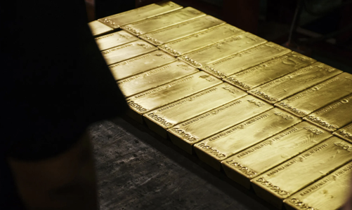 Giá vàng lại lập kỷ lục, bất chấp đà tăng bền bỉ của đồng USD