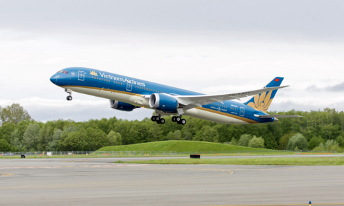 Khai thác trở lại 4 sân bay miền Trung sau bão Trà Mi