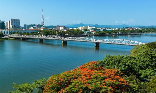 Trình Quốc hội Đề án thành lập thành phố Huế trực thuộc Trung ương