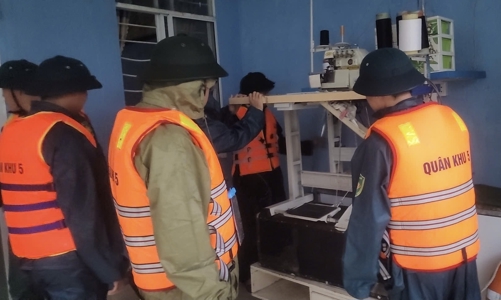 Đà Nẵng mưa lớn trên diện rộng gây sạt lở ngập úng