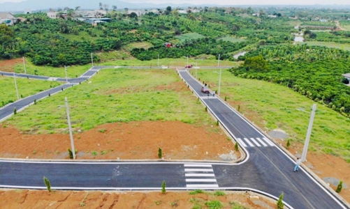 Lâm Đồng: Gỡ việc ngừng giao dịch 14 khu đất “phân lô, bán nền” tại Bảo Lộc