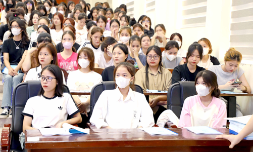 Đại học Quốc gia Hà Nội tăng bậc trong bảng xếp hạng giáo dục Châu Á