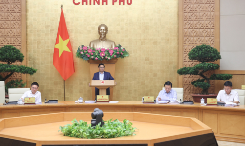 Thủ tướng nêu 10 nhóm nhiệm vụ trọng tâm để đạt mục tiêu tăng trưởng cả năm trên 7%