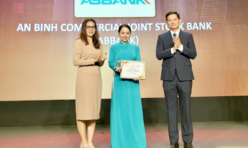 ABBANK được vinh danh 