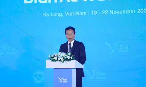 Bộ trưởng Nguyễn Mạnh Hùng: AI là công nghệ cốt lõi của cuộc cách mạng 4.0