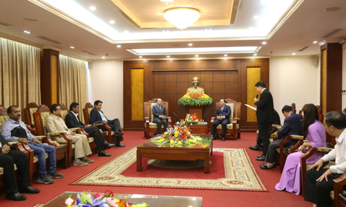 Hoà Bình cam kết tạo điều kiện thuận lợi cho nhà đầu tư Ấn Độ phát triển lâu dài