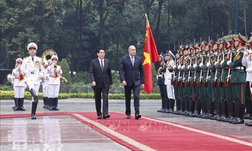 Chủ tịch nước Lương Cường chủ trì lễ đón chính thức Tổng thống Bulgaria