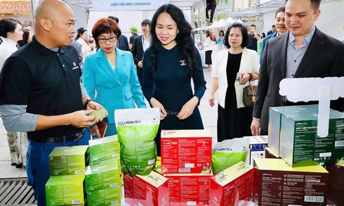 Xây dựng hệ sinh thái thúc đẩy xuất khẩu trực tuyến 