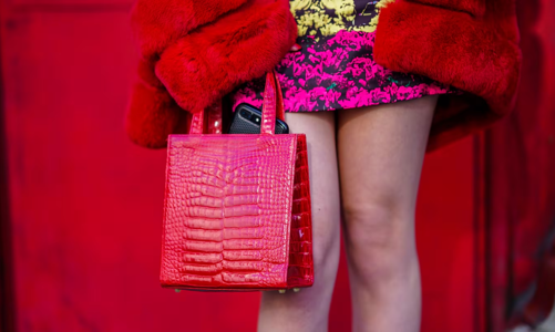 Năm 2025, sàn diễn thời trang sẽ dần “vắng bóng” da động vật