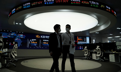 Chứng khoán Hàn Quốc lao dốc kéo tụt thị trường châu Á