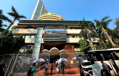 Ấn Độ: Chứng khoán bùng nổ và cách bảo vệ nhà đầu tư nhỏ lẻ