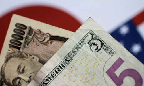 Đồng yên Nhật trên đà rớt giá vì BOJ có thể trì hoãn tăng lãi suất