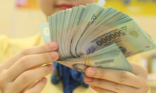 Dự kiến thưởng Tết Ất Tỵ ít nhất bằng mức của năm 2024