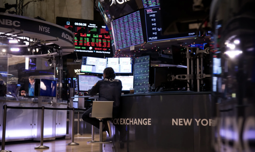 Chứng khoán Mỹ tăng mạnh sau số liệu lạm phát yếu hơn dự báo, dầu vững giá